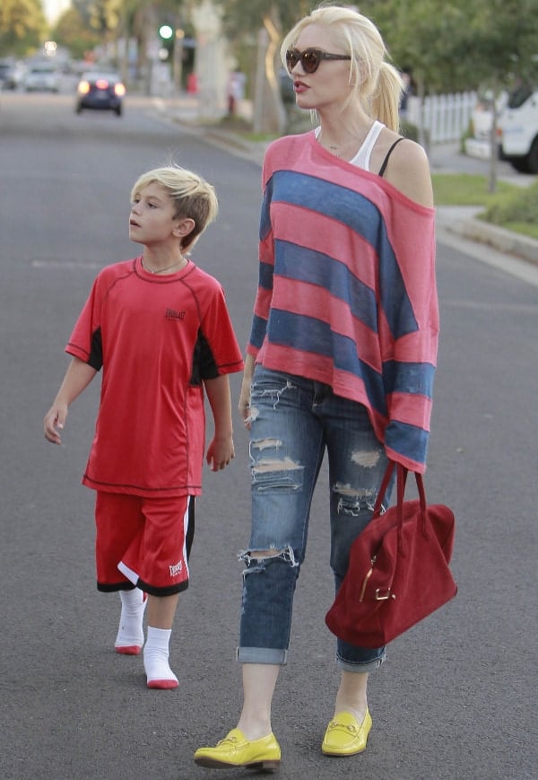 Gwen Stefani leaving a birthday party with son Kingston in Los Angeles on October 6, 2013