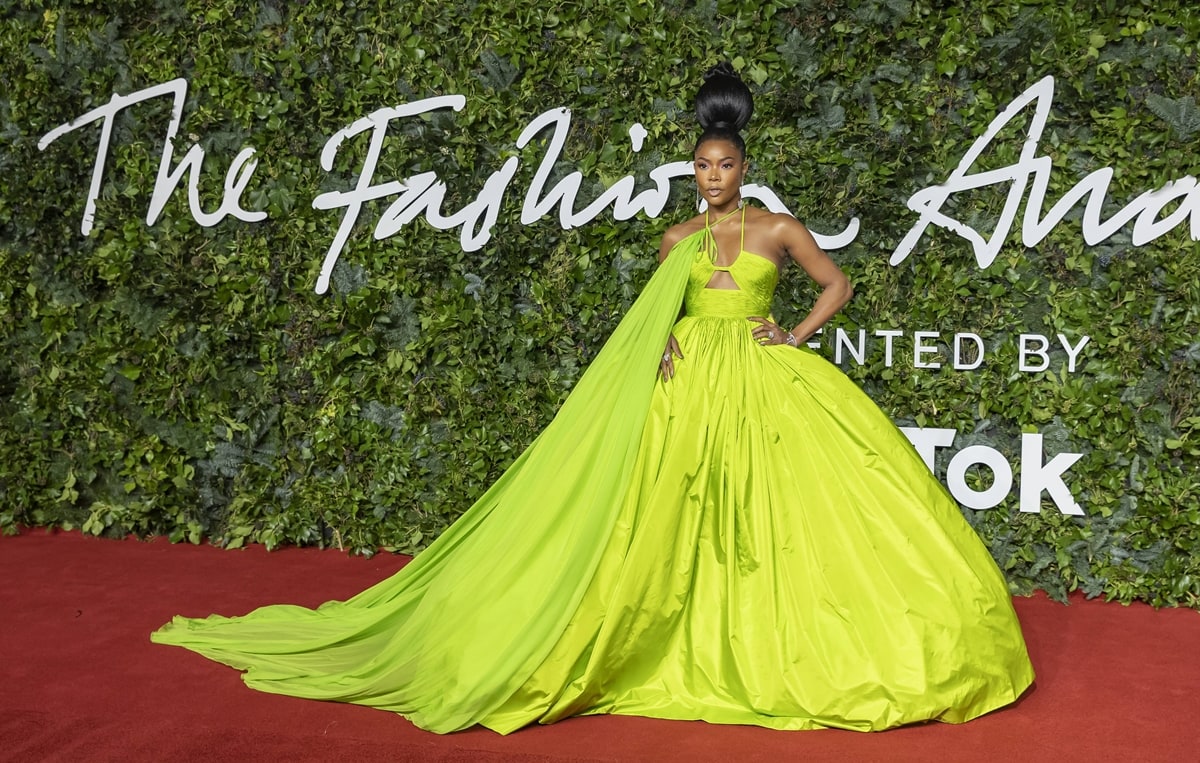 Gabrielle Union in a gown from the Valentino Haute Couture Fall/Winter 2021 ‘Des Ateliers’ collection attends The Fashion Awards 2021