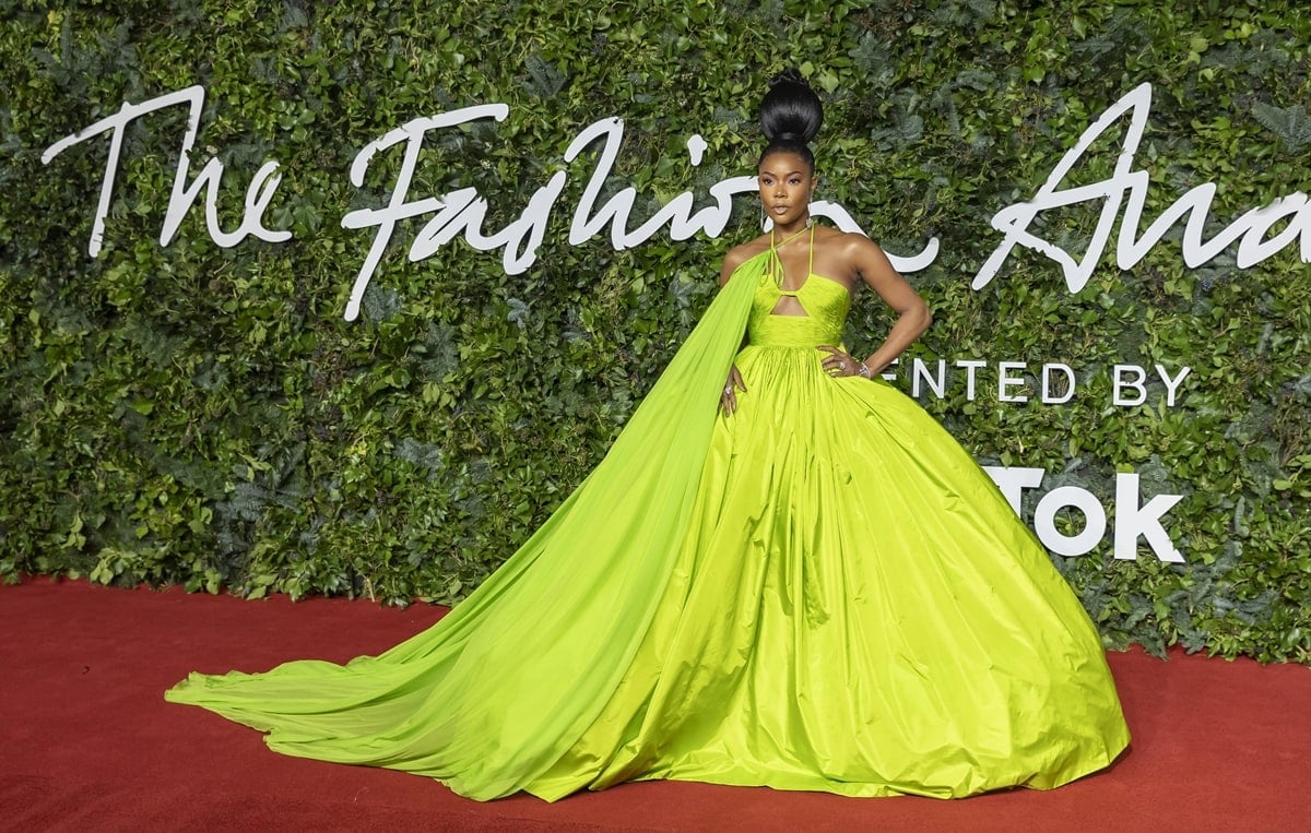 Gabrielle Union in a gown from the Valentino Haute Couture Fall/Winter 2021 ‘Des Ateliers’ collection attends The Fashion Awards 2021