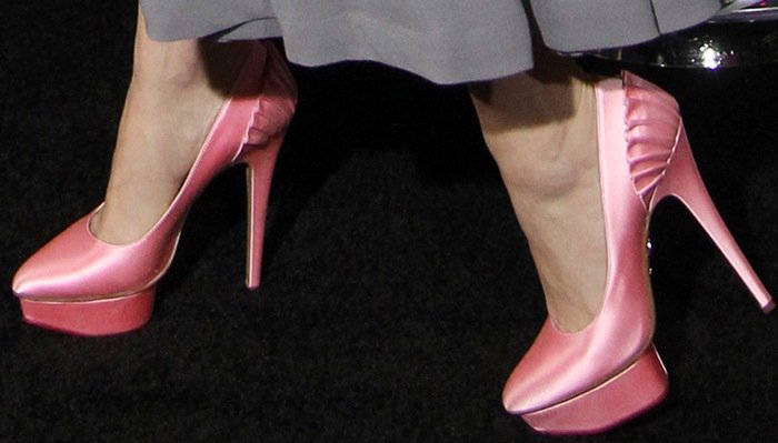 Jena Malone in pink "Paloma" platform pumps by Charlotte Olympia