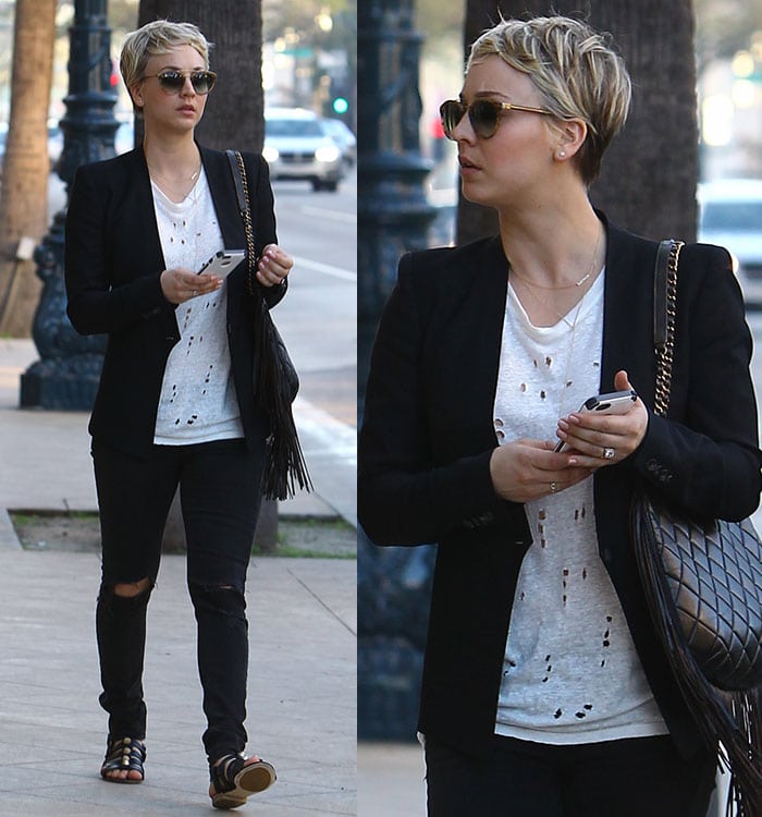 Kaley Cuoco rocks ripped skinny black jeans by Rag & Bone