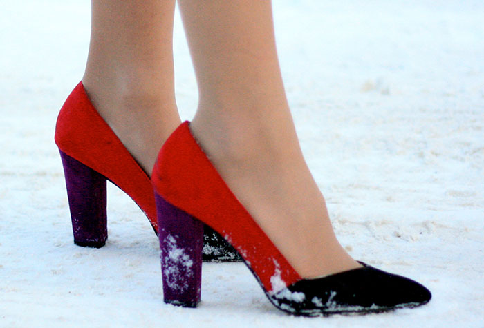 Blertina's color-blocked pumps stood out in the snow