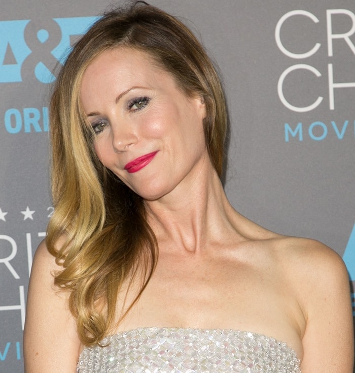 Shining Star at the Critics’ Choice: Leslie Mann radiates elegance at the 2015 Critics’ Choice Movie Awards in Los Angeles, dressed in a stunning Reem Acra creation