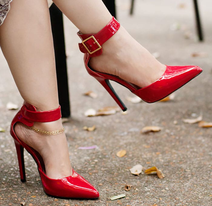 Lynne's striking red pumps