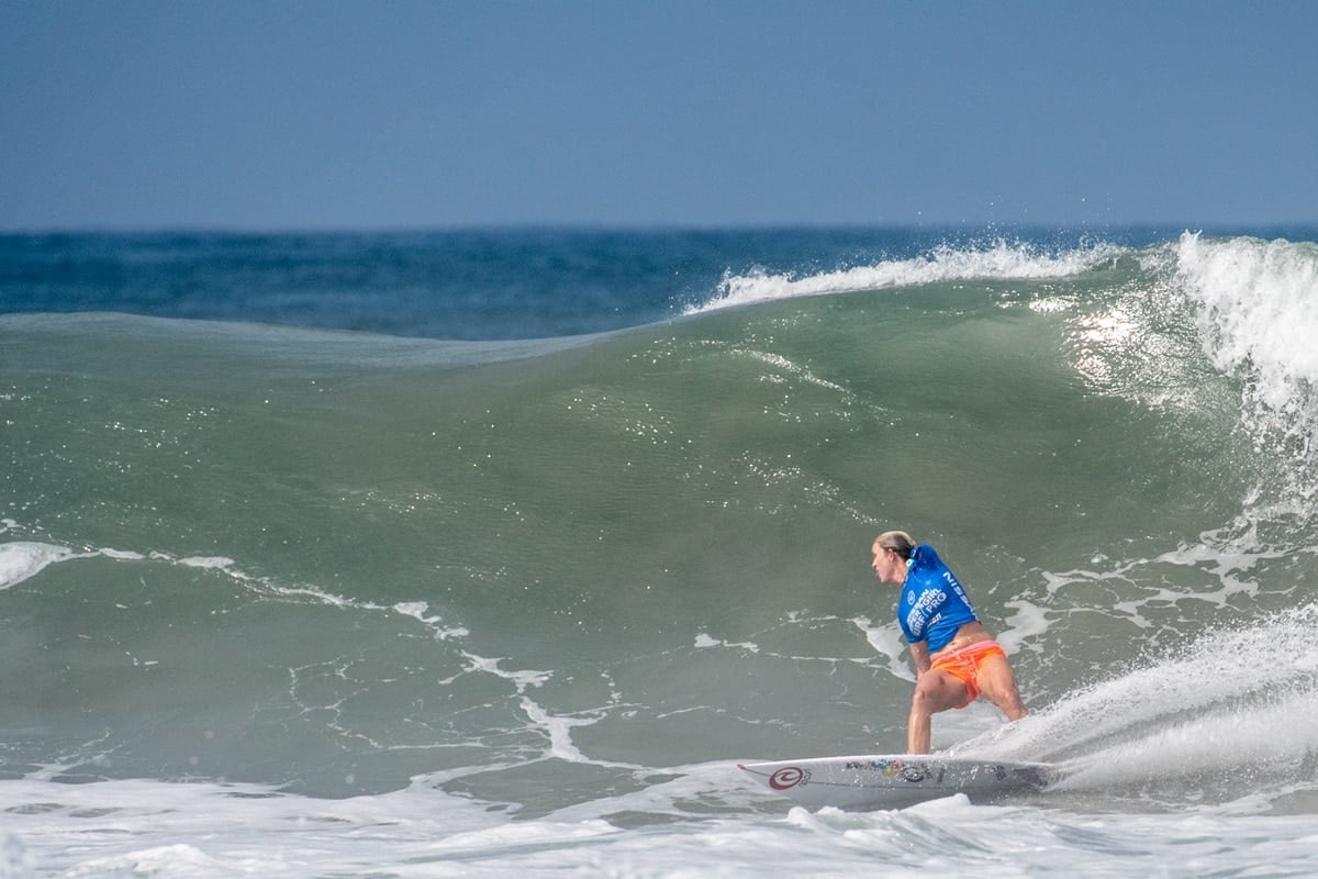 In a powerful display of resilience, Bethany Hamilton, who lost her arm to a shark attack, inspired surfers as she fearlessly tackled large waves at the 2019 Nissan Super Girl Pro, an all-women surfing event held in Oceanside, California