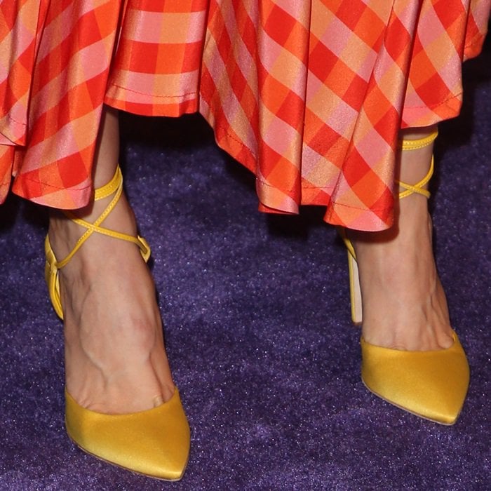 Alison Brie's toe cleavage in Olgana Paris shoes