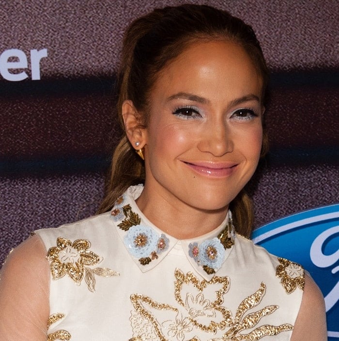 Jennifer Lopez wears her hair back at the American Idol XIV Top Finalists Party