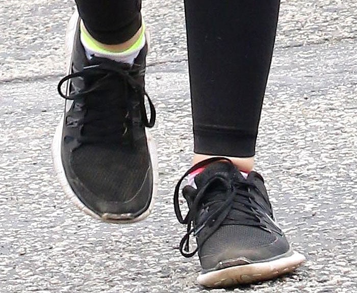 Miley Cyrus' wearing Nike shoes for hiking