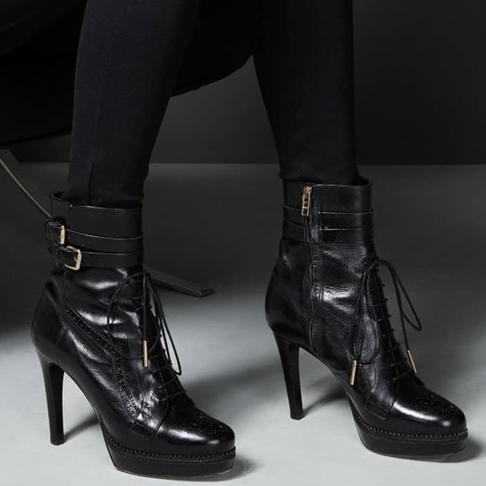 Burberry Manners Booties Black