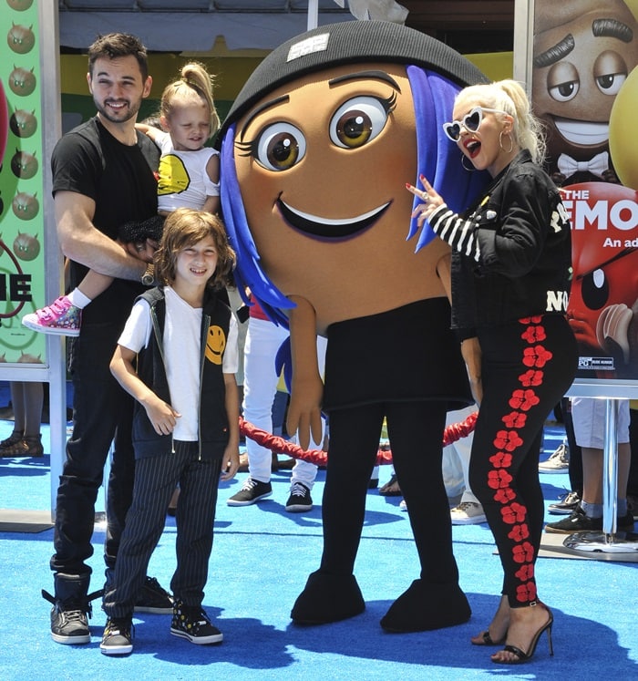 Christina Aguilera with her boyfriend Matthew Rutler, her son Max, and their daughter Summer