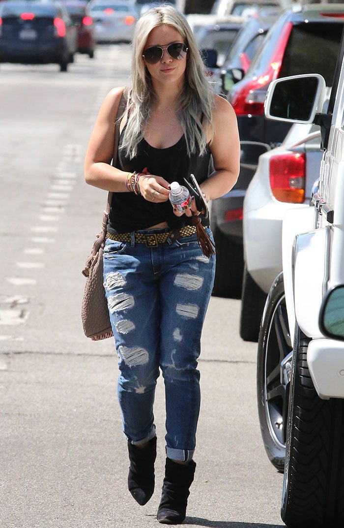 Hilary Duff recently filed for a divorce from her estranged husband, Mike Comrie
