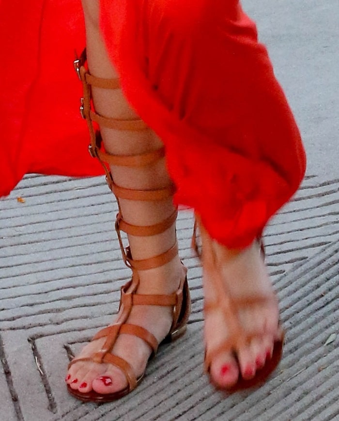 Bella Thorne's hot legs in gladiator sandals