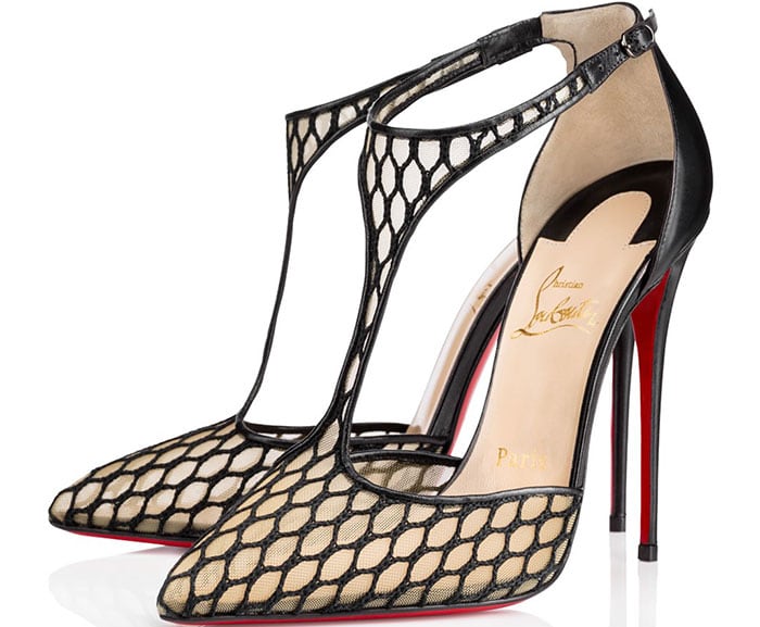 Black Salonu Fishnet Pumps