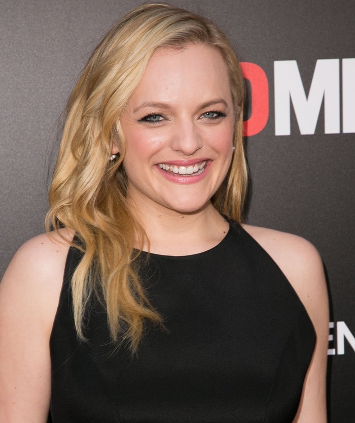 Elisabeth Moss shows off her natural makeup on the red carpet