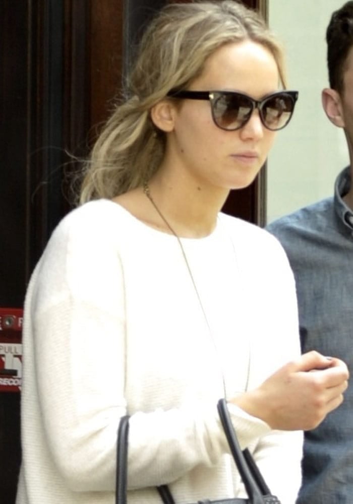 Jennifer Lawrence's Tom Ford Leo sunglasses