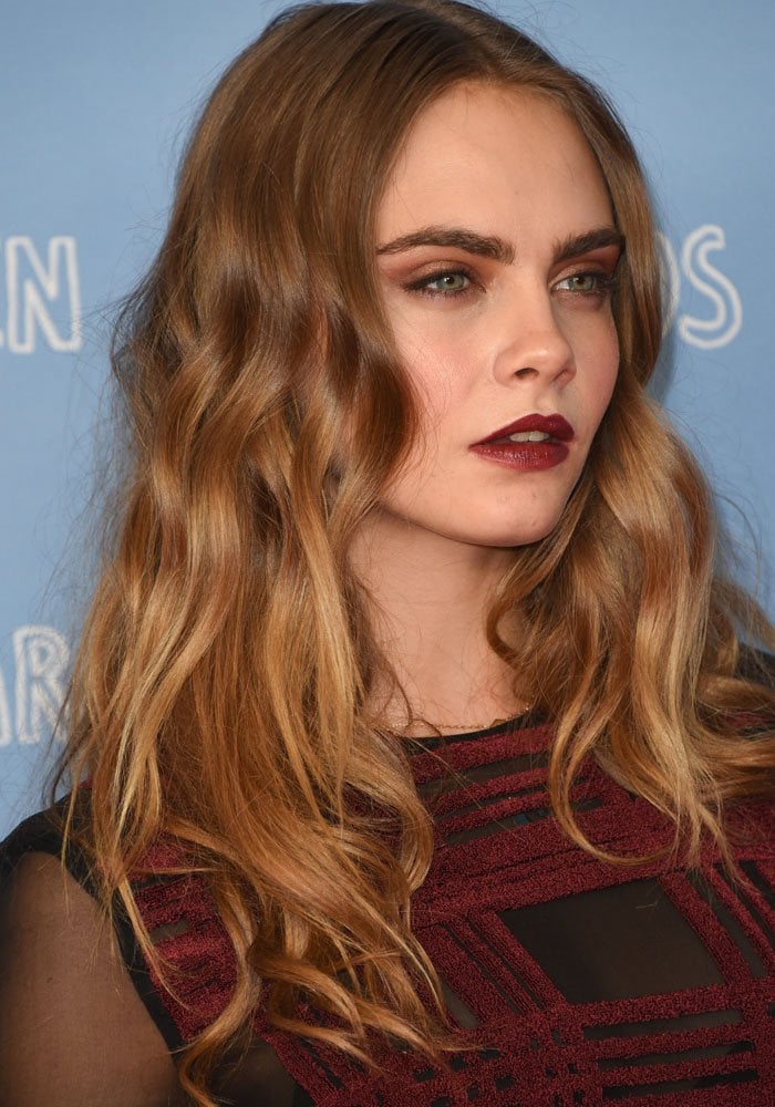 Cara Delevingne's beautiful marsala gradation on her eyes and lips