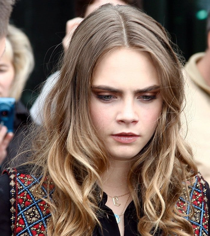 Model Cara Delevingne wore her hair in loose waves