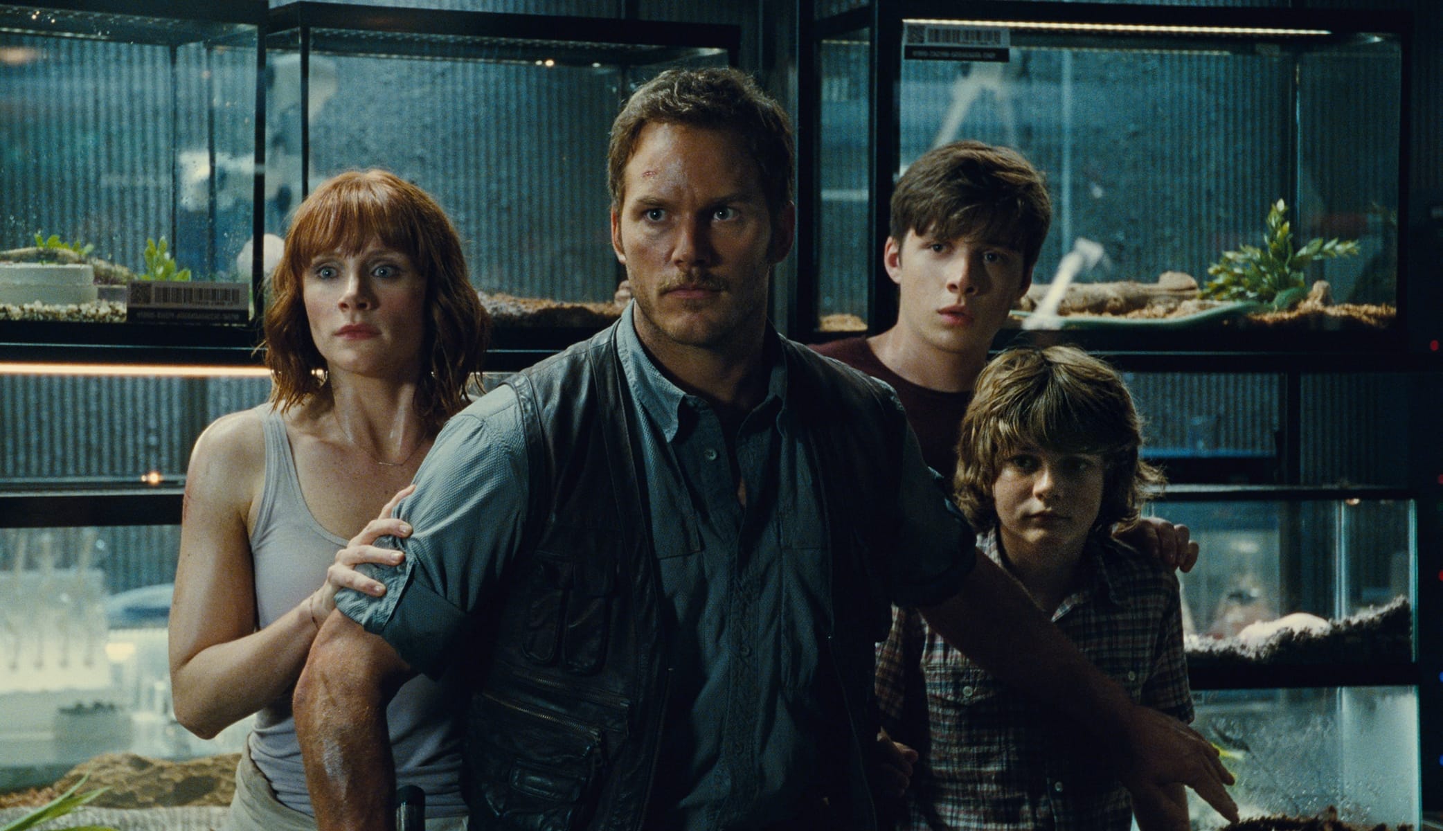 Bryce Dallas Howard, Chris Pratt, Nick Robinson, and Ty Simpkins in a scene from Jurassic World