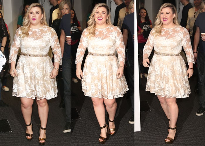 Kelly Clarkson has proclaimed that her weight does not define her