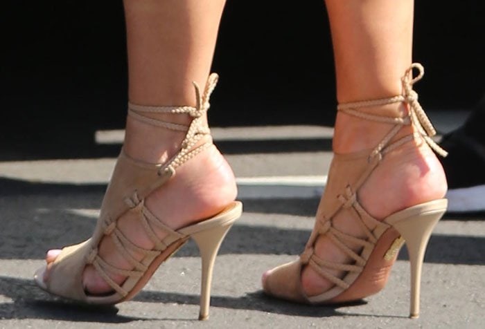 Kim Kardashian shows off her feet in Aquazzura sandals