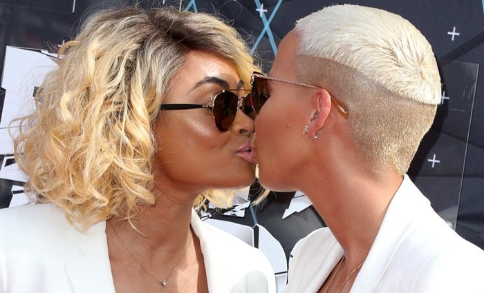 Amber Rose and Blac Chyna kiss on the red carpet at the 2015 BET Awards at the Microsoft Theater in Los Angeles on June 28, 2015