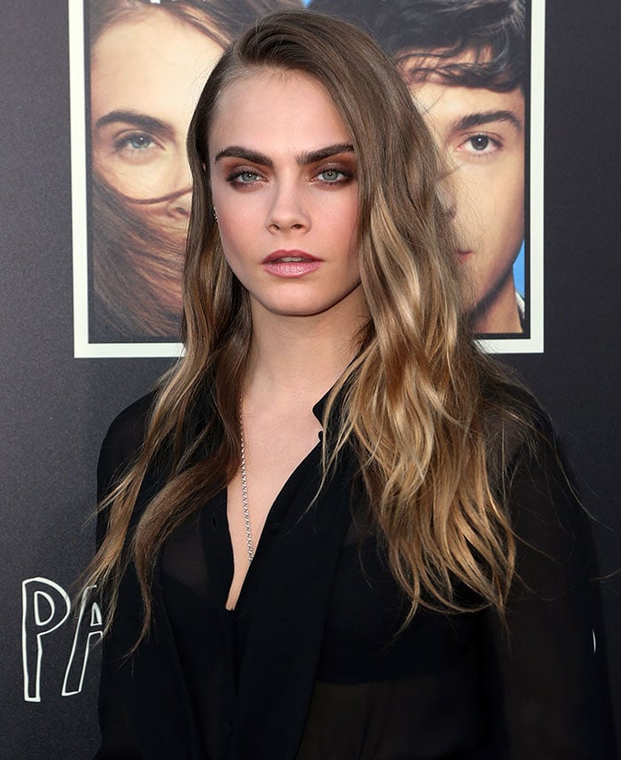 Cara Delevingne's gorgeous makeup highlighted her striking facial features