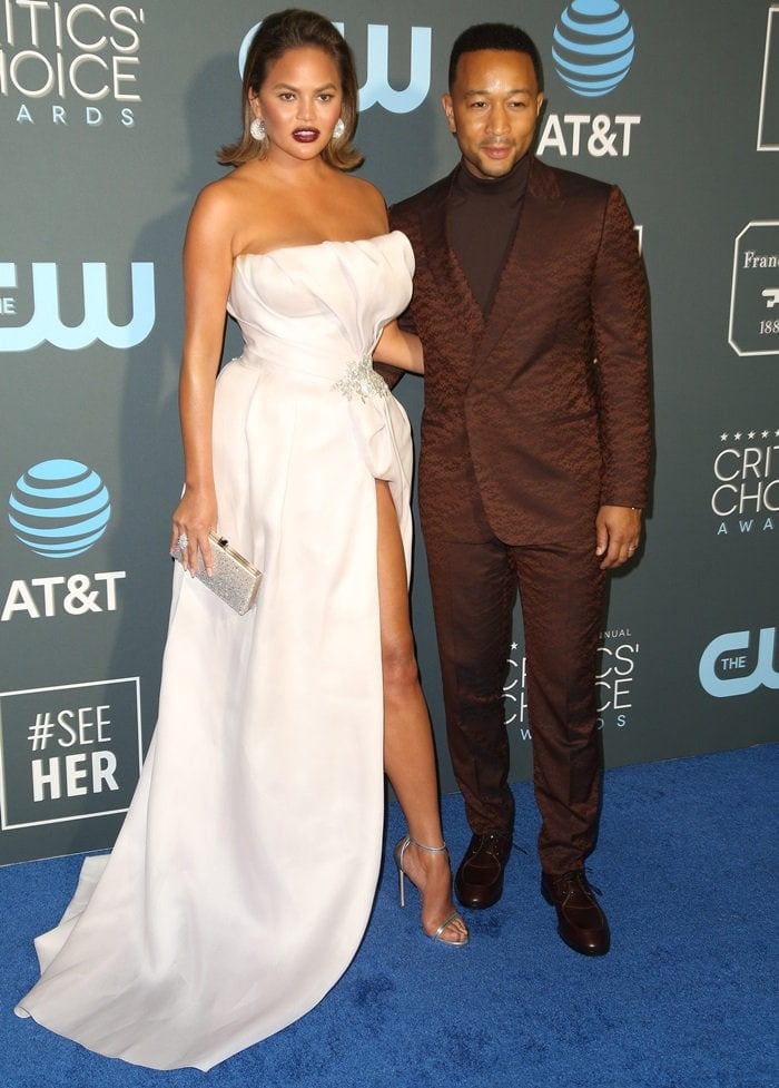 Chrissy Teigen and John Legend looking chic at the 2019 Critics’ Choice Awards