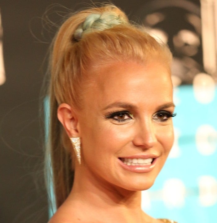 Britney Spears sporting an adorable high pony at the 2015 MTV Video Music Awards