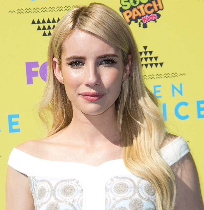 Emma Roberts wore her blonde hair down in loose waves