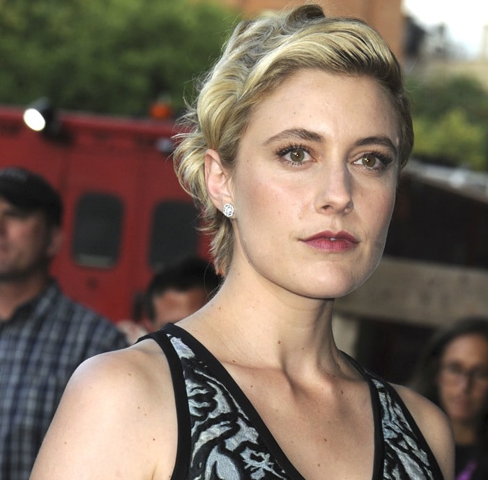 Greta Gerwig attended the premiere of 'Mistress America' in a modified version of a Balenciaga Resort 2016 dress