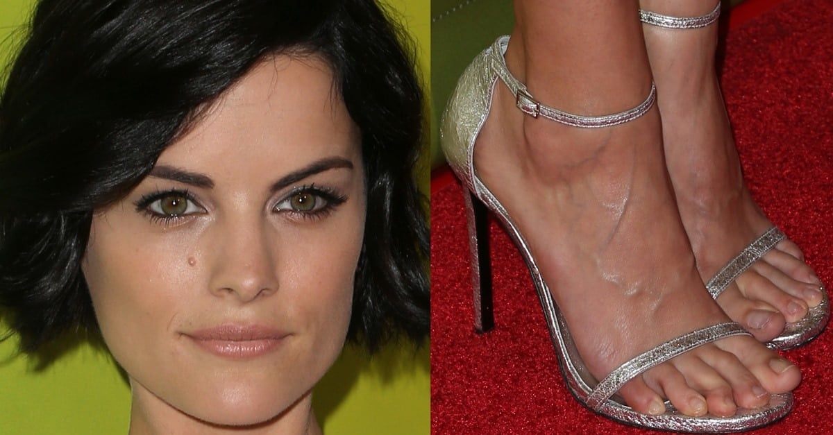 Jaimie Alexander's Sexy Feet and Piecey Black Bob Hairstyle.