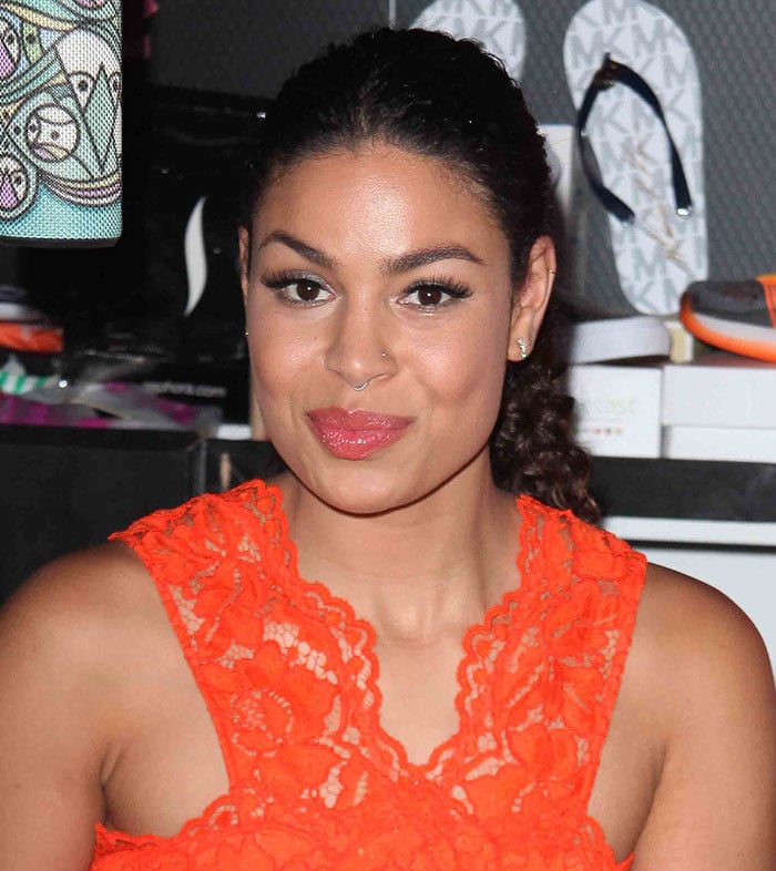 Jordin Sparks' curly ponytail and nose ring