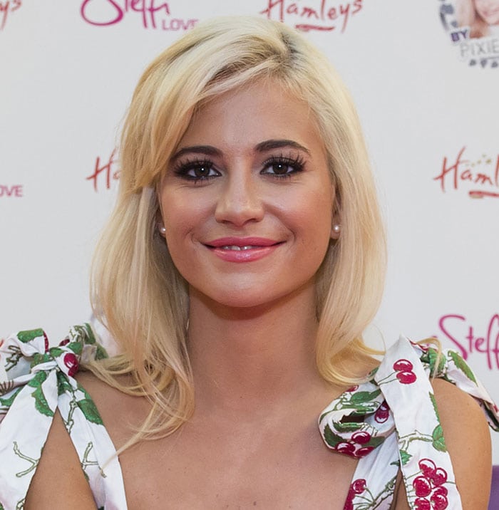 Pixie-Lott-makeup-hairstyle-Steffi-Love-doll-launch