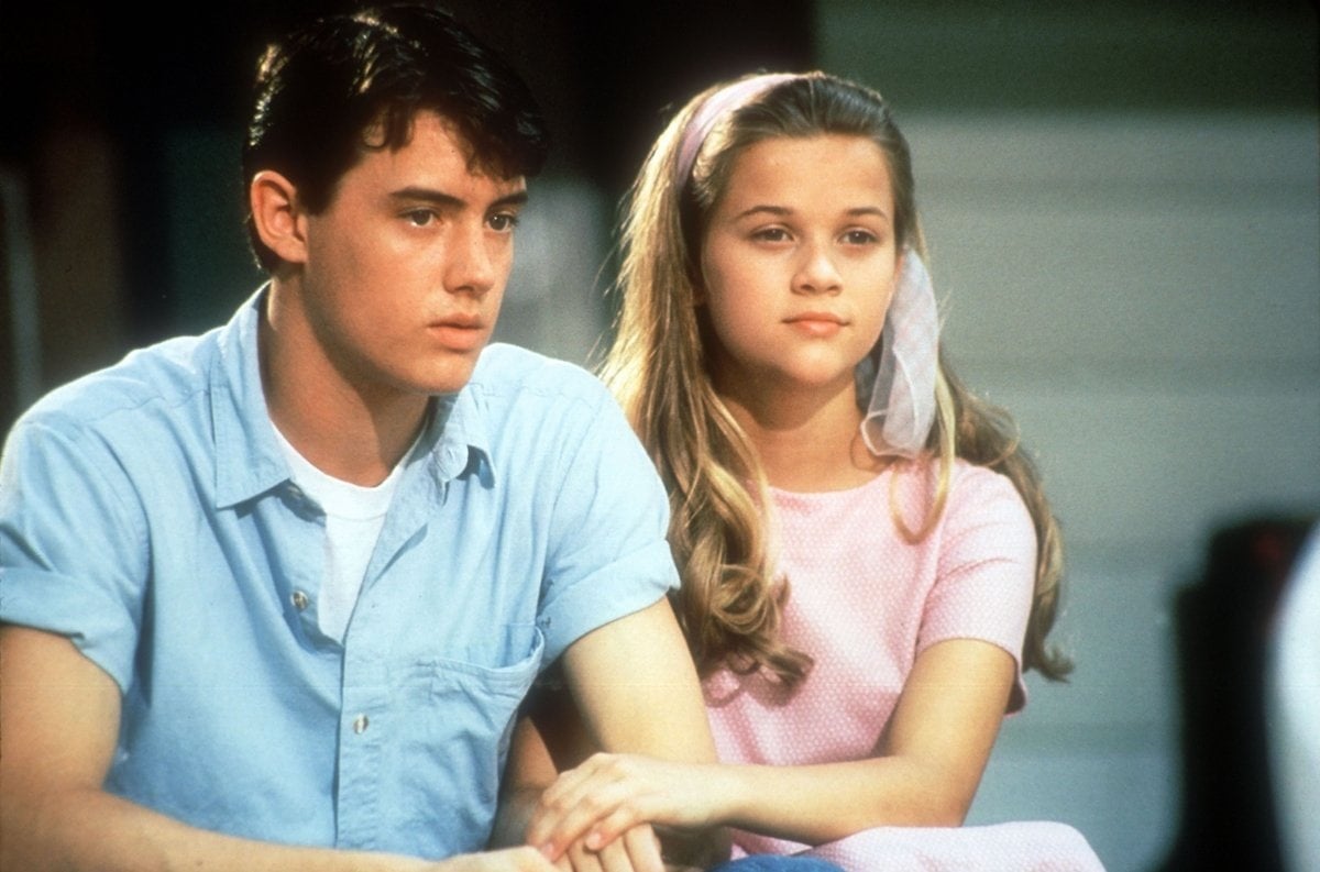 Jason London as Court Foster and Reese Witherspoon as Danielle "Dani" Trant in the 1991 American coming of age drama film The Man in the Moon