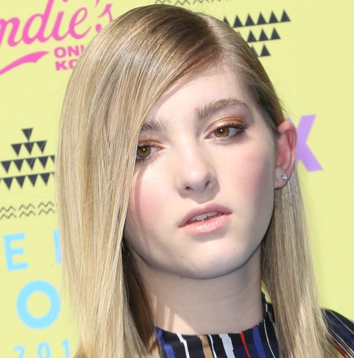 Willow Shields attends the 2015 Teen Choice Awards