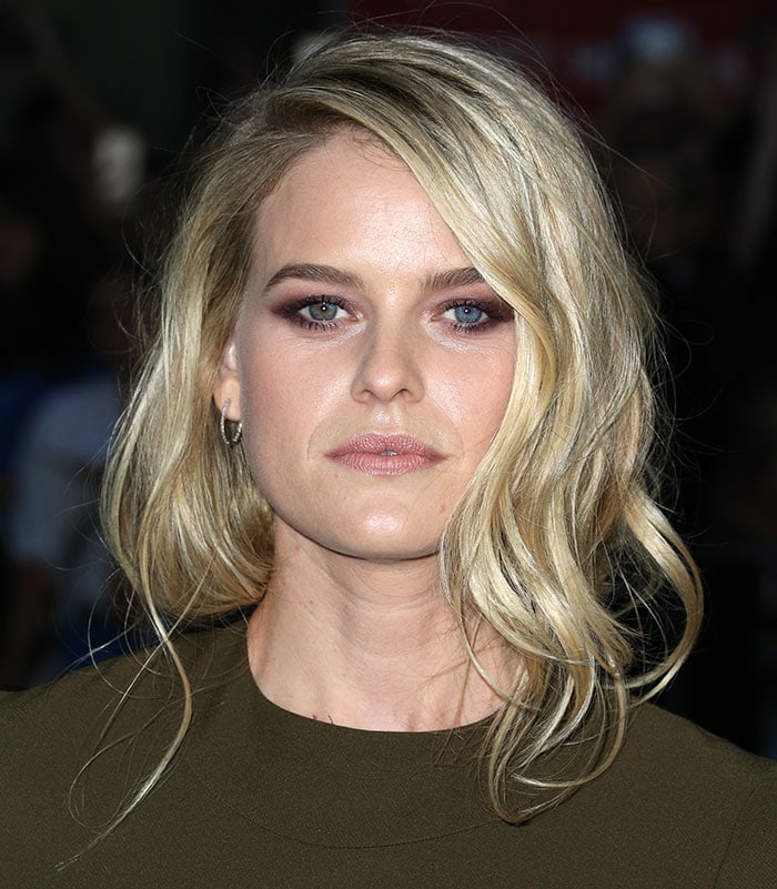 Alice Eve attends the red carpet premiere of "Before We Go"