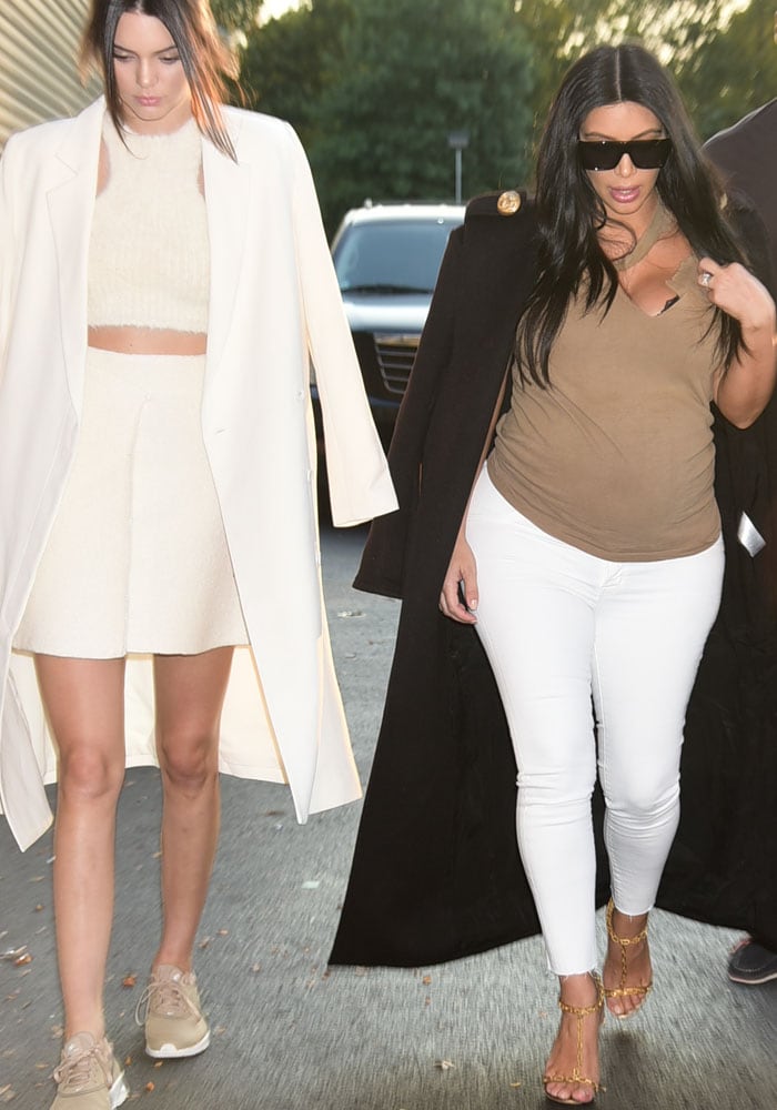 Kim Kardashian and Kendall Jenner don neutral outfits as they arrive at the Serena Williams vs. Venus Williams tennis match