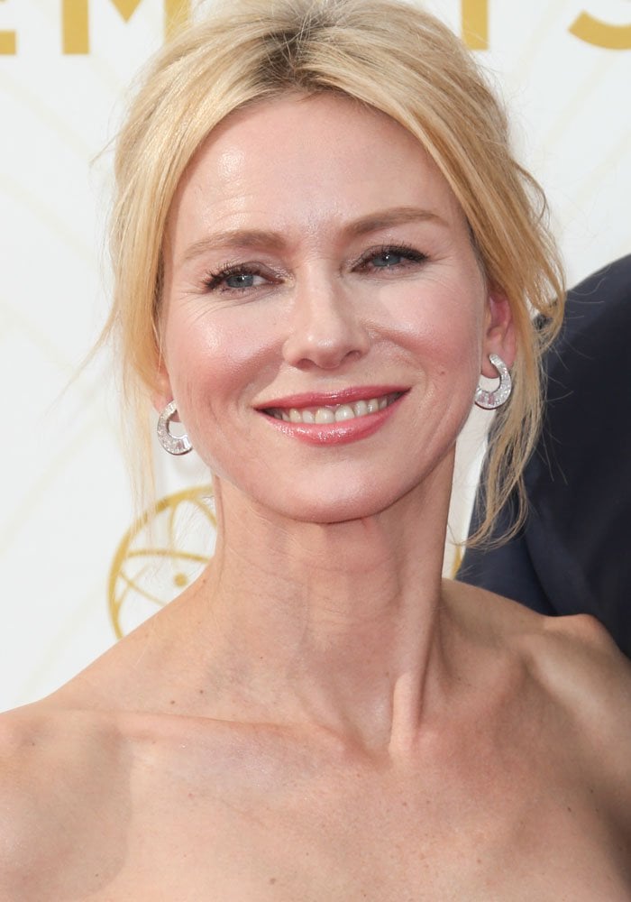 Naomi Watts attends the 67th Annual Emmy Awards