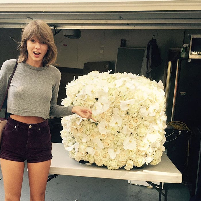 On September 4, 2015, Taylor Swift shared an Instagram photo featuring a cube bouquet of flowers sent by Kanye West, accompanied by the caption, "Awwww, Kanye sent me the most awesome flowers!! #KanTay2020 #BFFs" (Credit: Taylor Swift's Instagram)