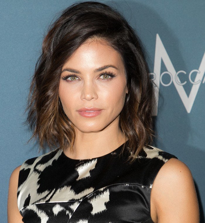 Jenna Dewan-Tatum wears her brown hair down and slightly tousled at the Variety Power of Women Luncheon