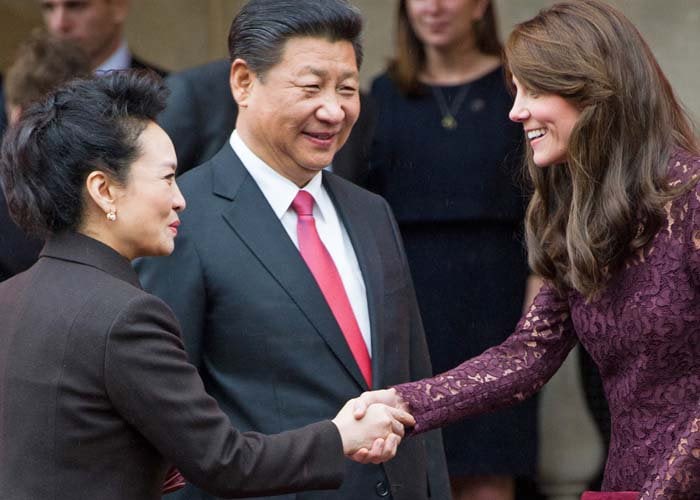 Kate Middleton greets Chinese dictator Xi Jinping and his wife Peng Liyuan as they arrive in London for a four-day state visit