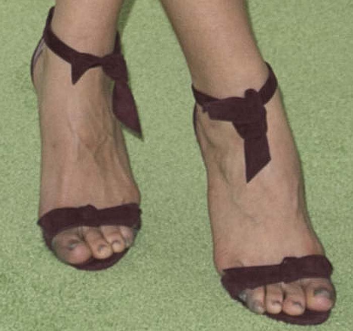 Katharine McPhee's feet in Alexandre Birman sandals