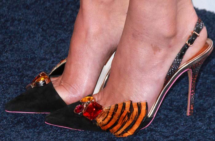 Olivia Munn's feet in Sophia Webster heels
