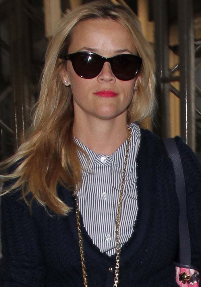 Reese Witherspoon arrives at Los Angeles International Airport