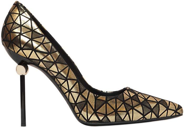 Roger Vivier Stiletto Sphère Pumps in Leather Gold