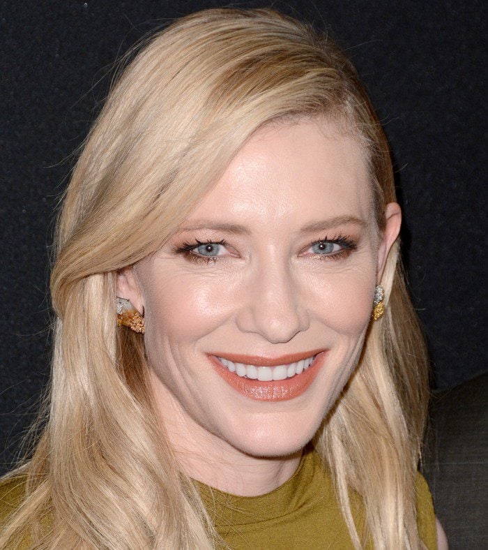 Cate Blanchett wears her long blonde hair down at the premiere of her new movie "Carol"