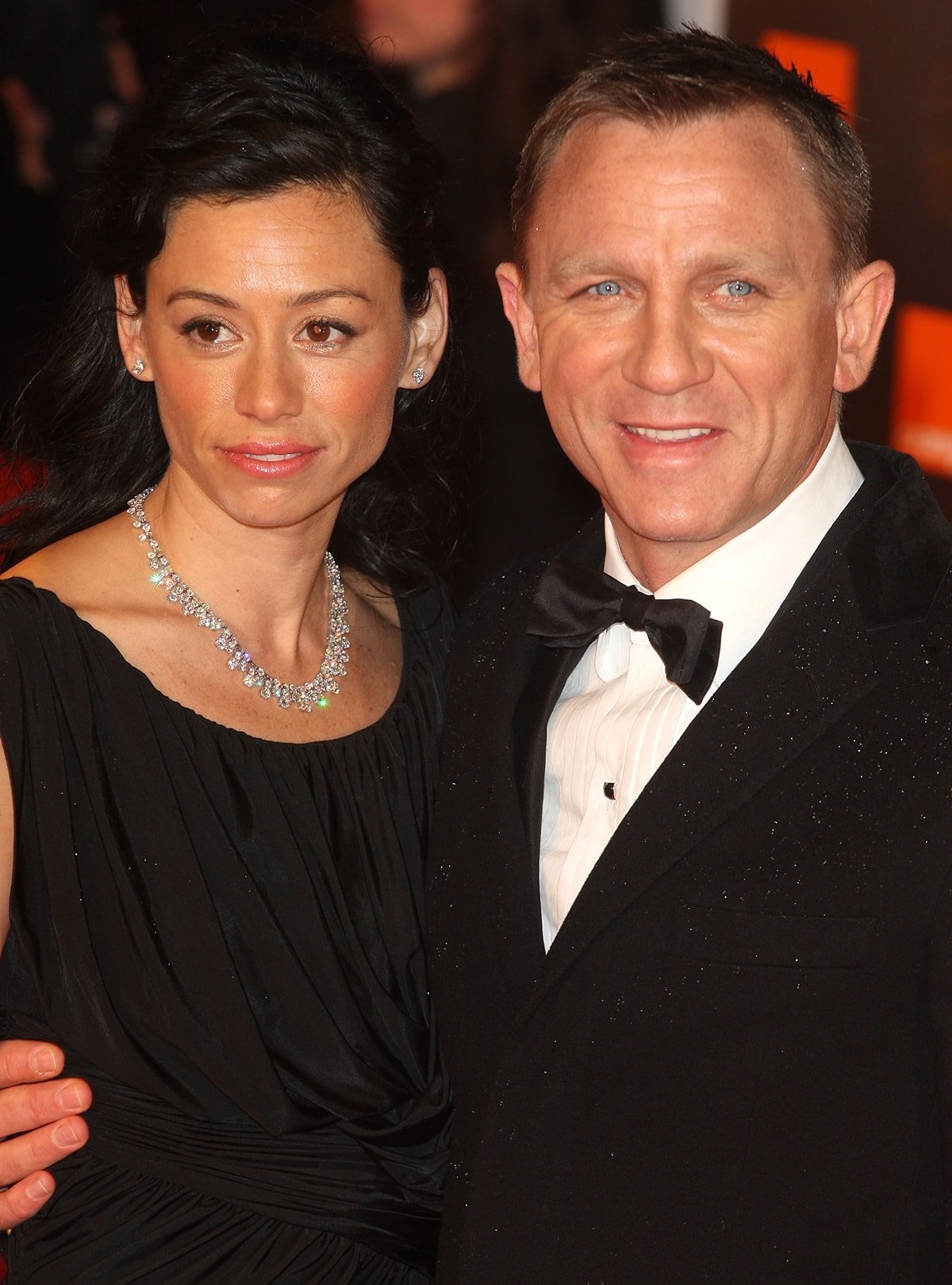 Daniel Craig dated and was engaged to film producer Satsuki Mitchell from 2005 until 2010