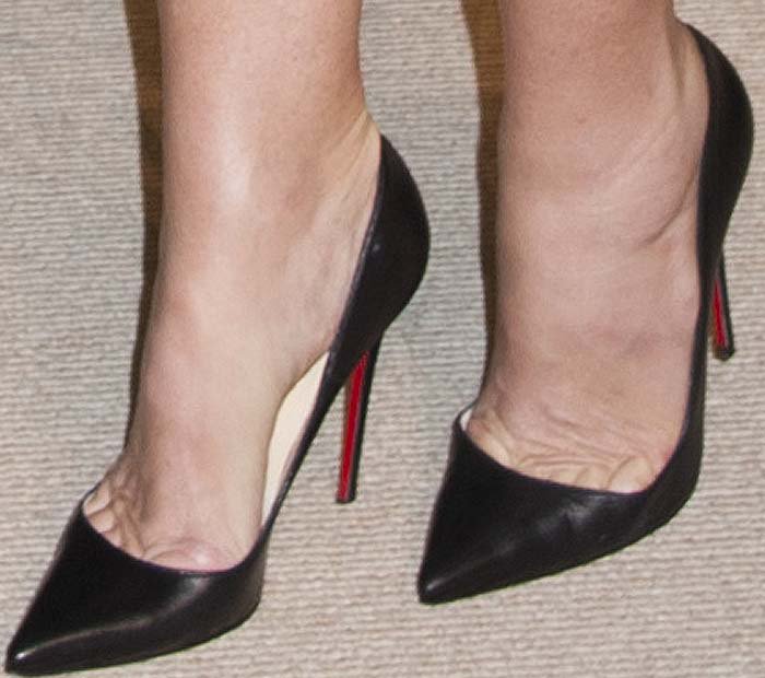 Demi Moore's feet in Christian Louboutin pumps