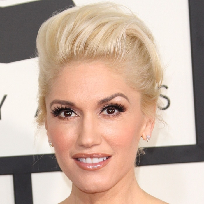 Gwen Stefani's face was free of aging wrinkles and sagging skin at the 2015 Grammy Awards