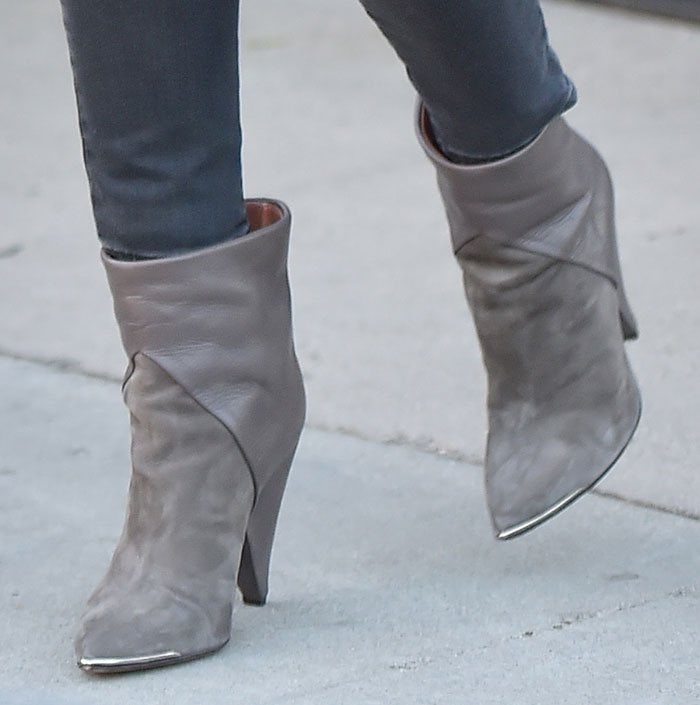 Jessica Alba's feet in Iro booties